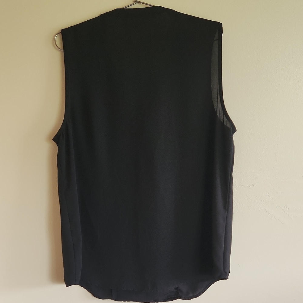 Anne French, Sleeveless Black Blouse, Size M - Picture 3 of 7